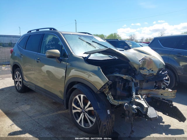 Salvage Subaru Forester Image