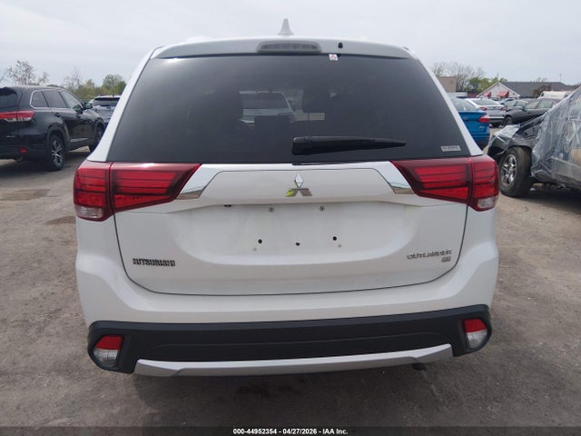 Mitsubishi Outlander Se
