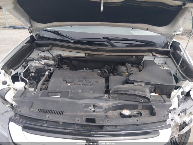 Mitsubishi Outlander Se