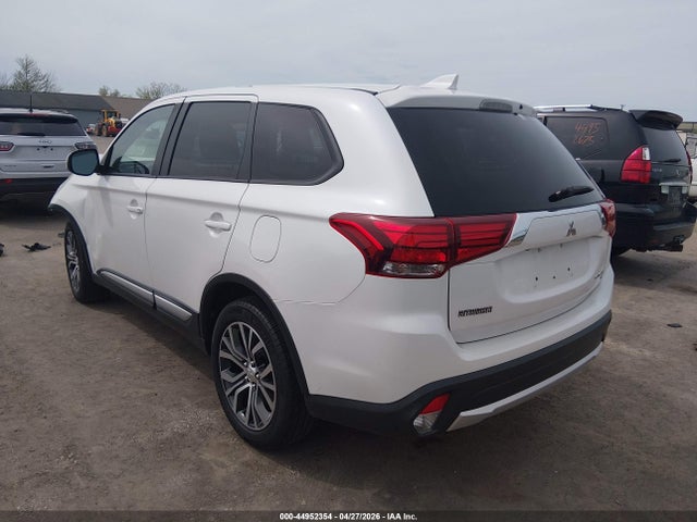 Mitsubishi Outlander Se