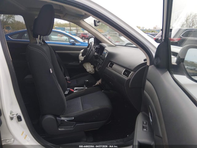 Mitsubishi Outlander Se