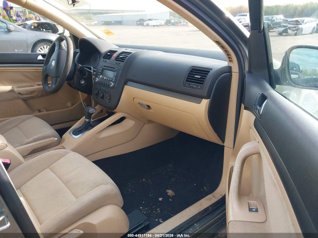 Volkswagen Rabbit 4-door