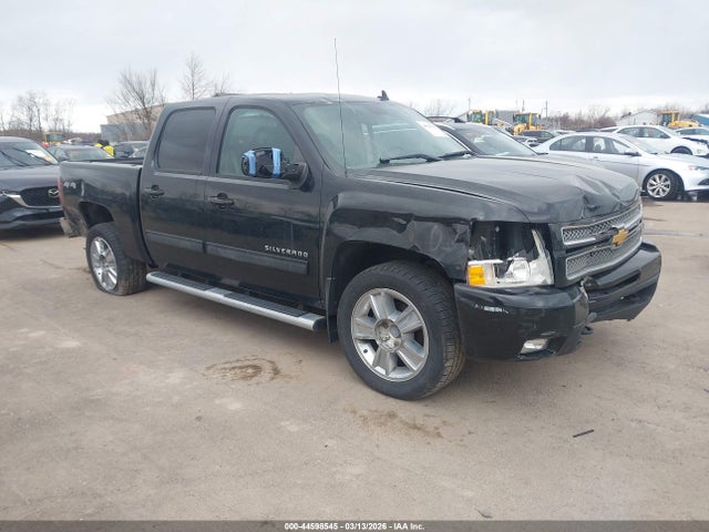 Salvage Chevrolet Silverado 1500 Image