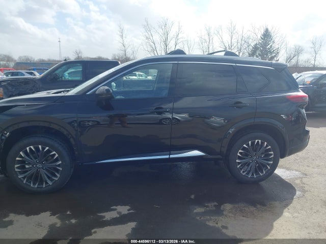 Nissan Rogue Platinum