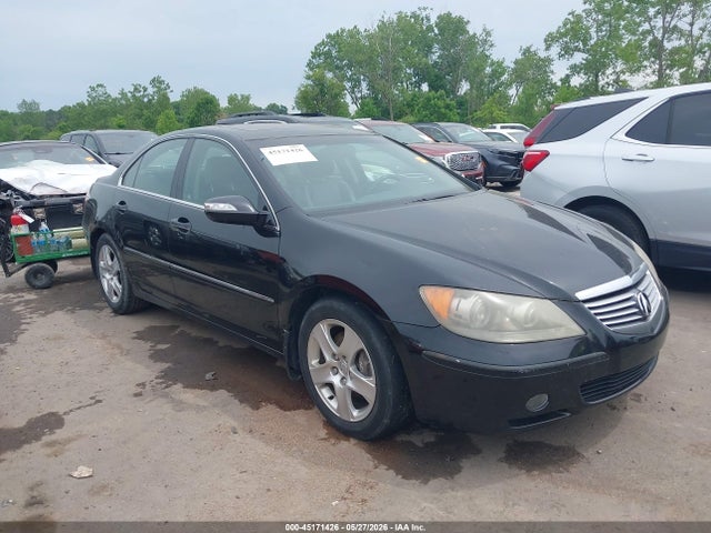 Salvage Acura RL Image