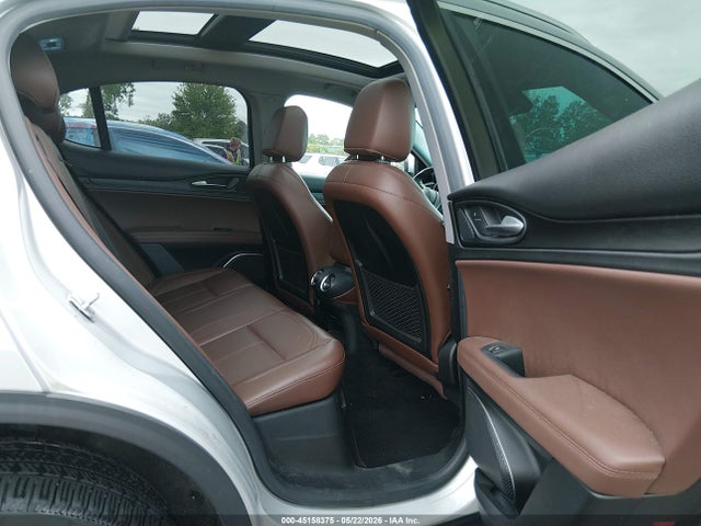 Alfa Romeo Stelvio Awd