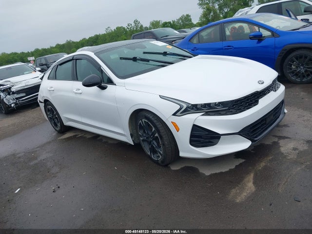 Salvage Kia K5 Image