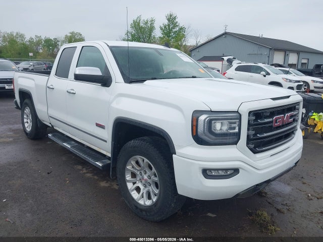 Salvage GMC Sierra 1500 Image