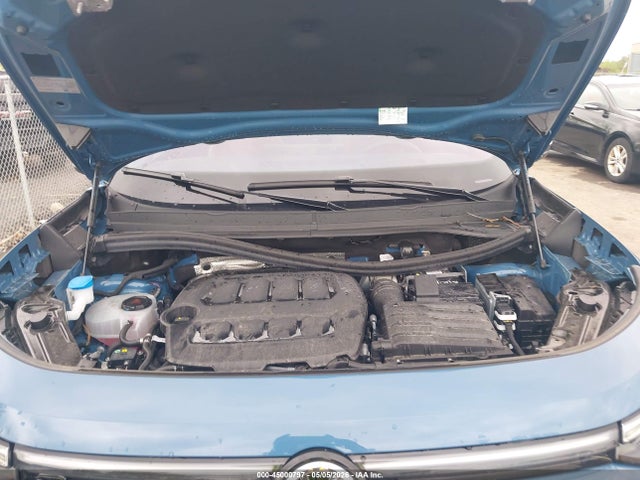 Volkswagen Tiguan 2.0t Sel R-line