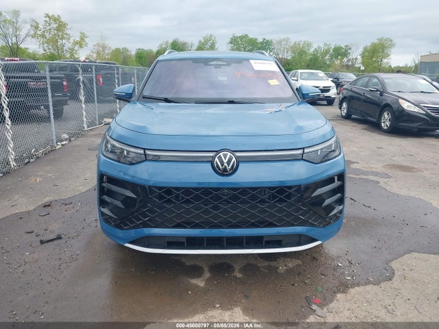 Volkswagen Tiguan 2.0t Sel R-line