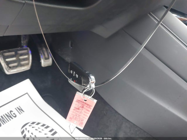 Volkswagen Tiguan 2.0t Sel R-line