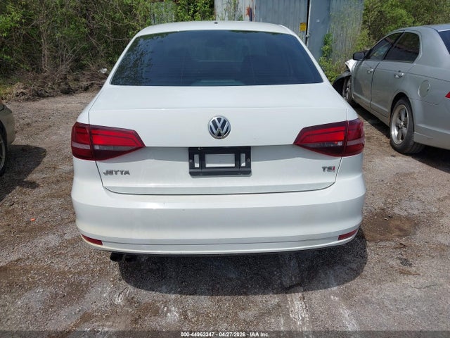 Volkswagen Jetta 1.4t S