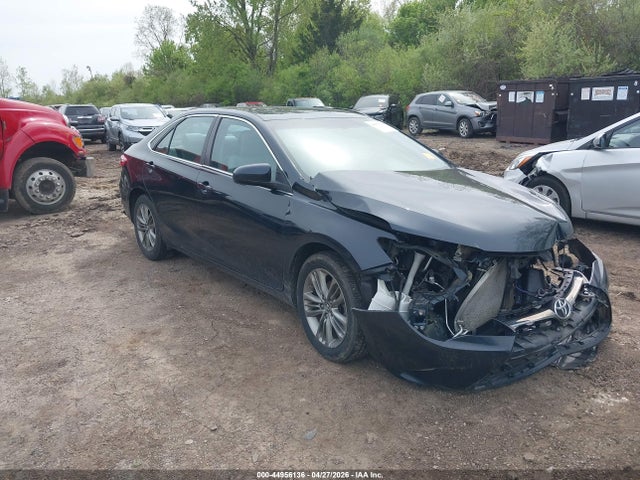 Salvage Toyota Camry Image
