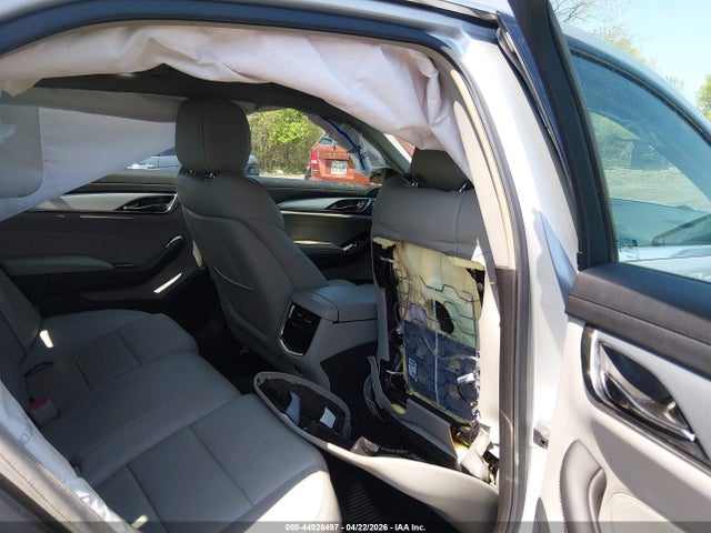 Cadillac CTS Luxury