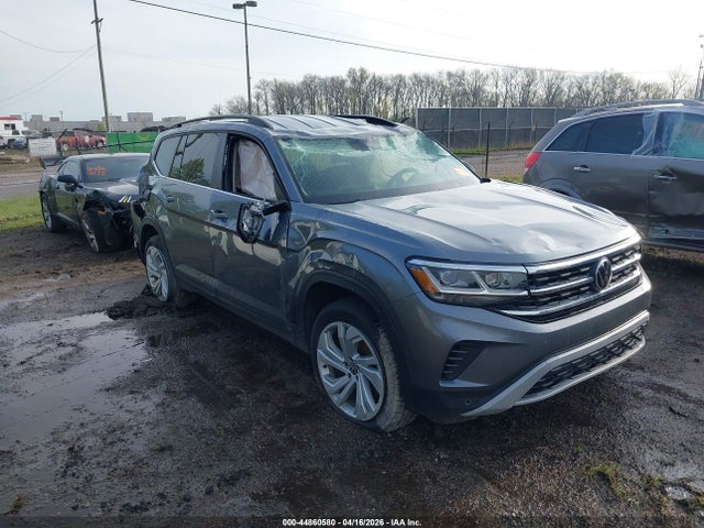 Salvage Volkswagen Atlas Image