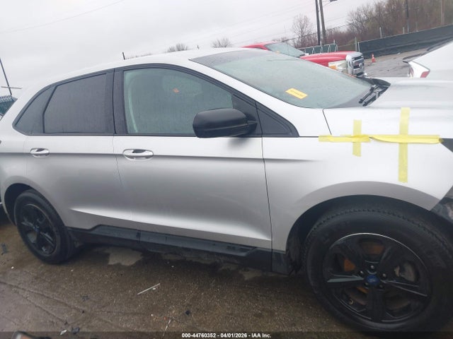 Ford Edge Se
