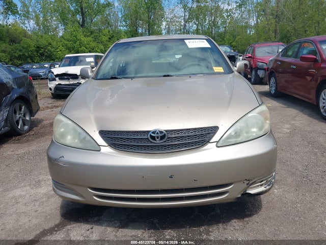 Toyota Camry Le