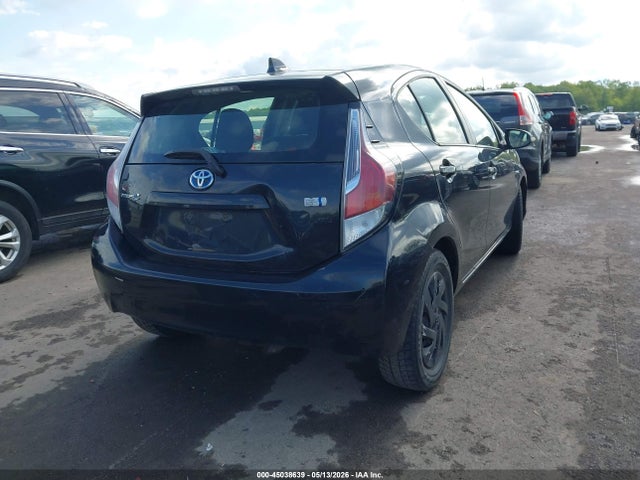 Toyota Prius c Two