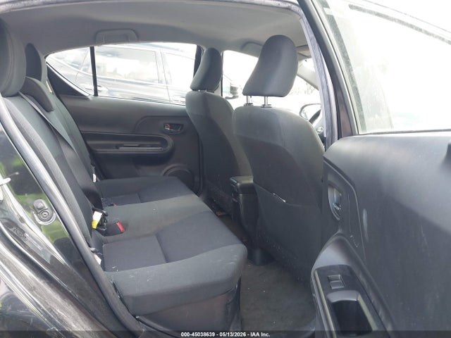Toyota Prius c Two