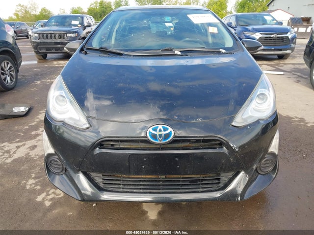 Toyota Prius c Two