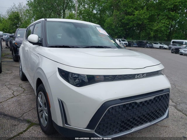 Salvage Kia Soul Image