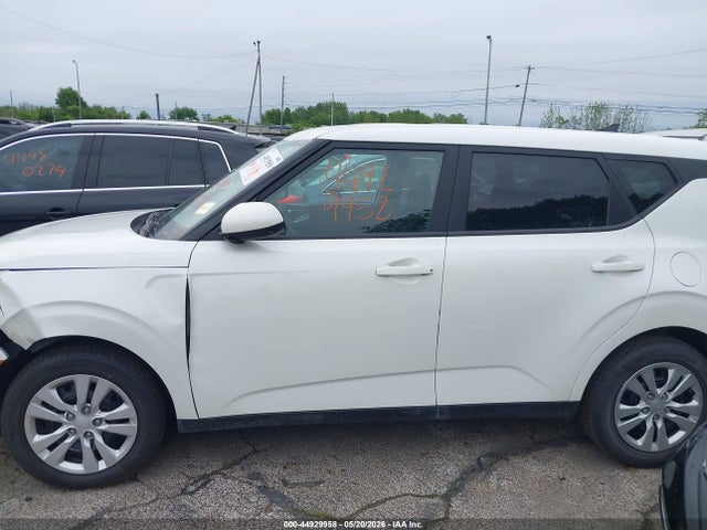 Kia Soul Lx