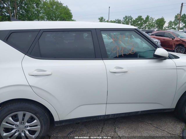 Kia Soul Lx