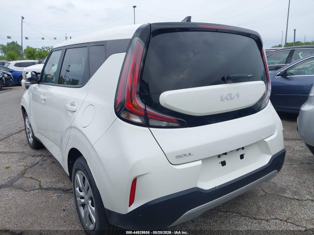 Kia Soul Lx