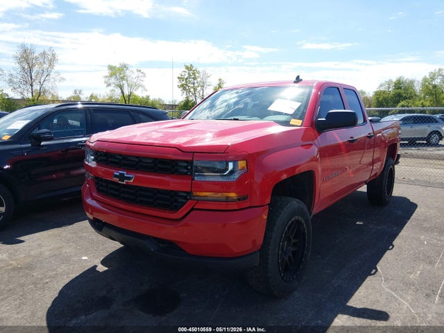 Chevrolet Silverado 1500 Custom