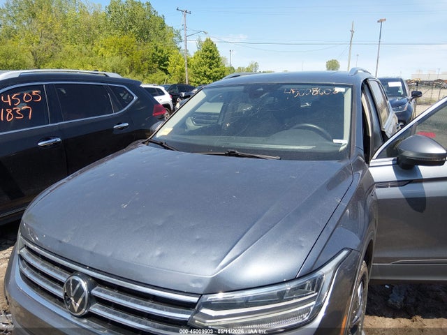 Volkswagen Tiguan 2.0t Se