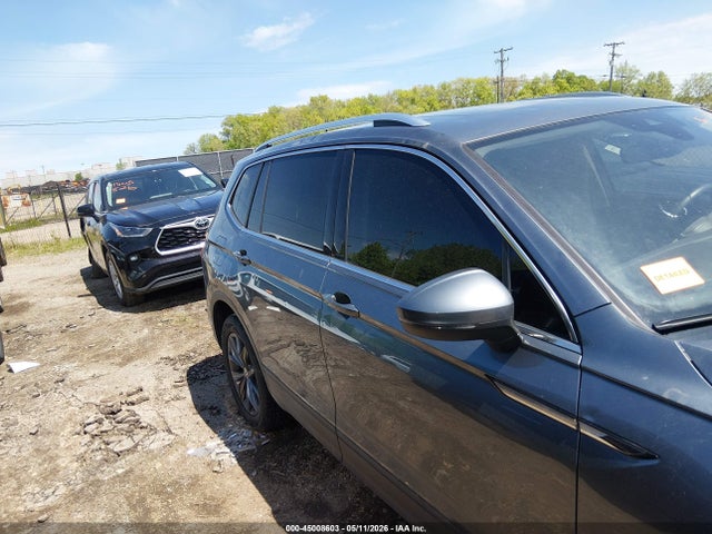 Volkswagen Tiguan 2.0t Se