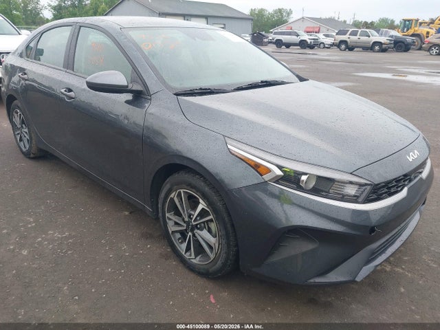 Salvage Kia Forte Image