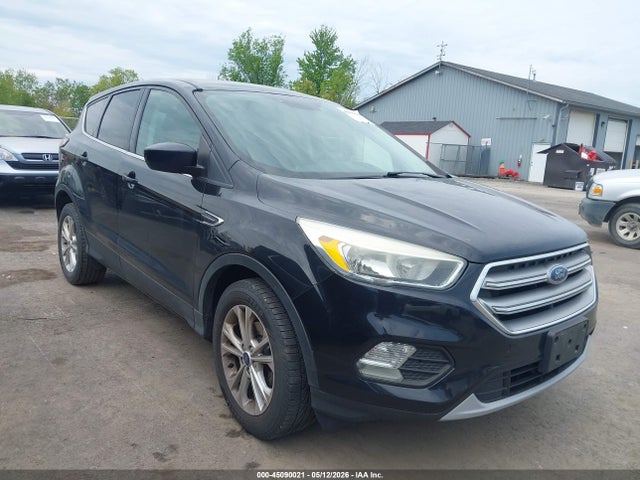 Salvage Ford Escape Image