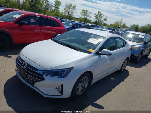 Hyundai ELANTRA Sel