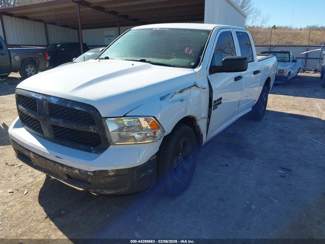 Ram 1500 Tradesman  4x2 6'4 Box