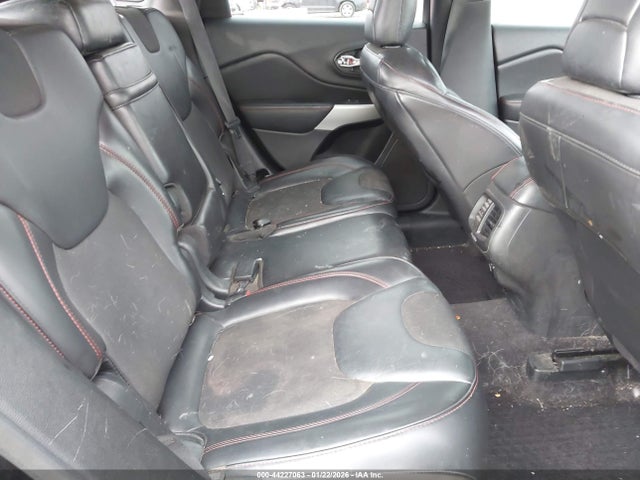 Jeep Cherokee Trailhawk 4x4