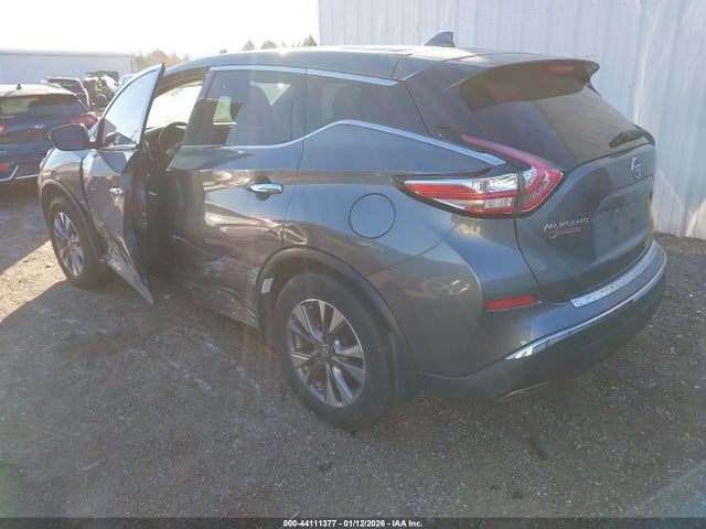 Nissan Murano S