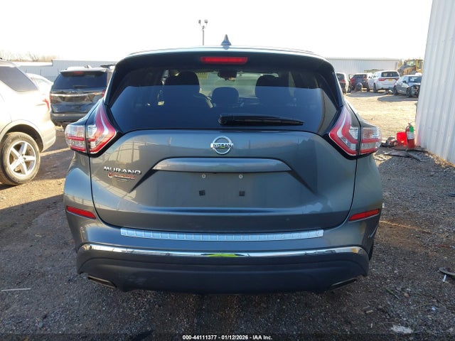 Nissan Murano S