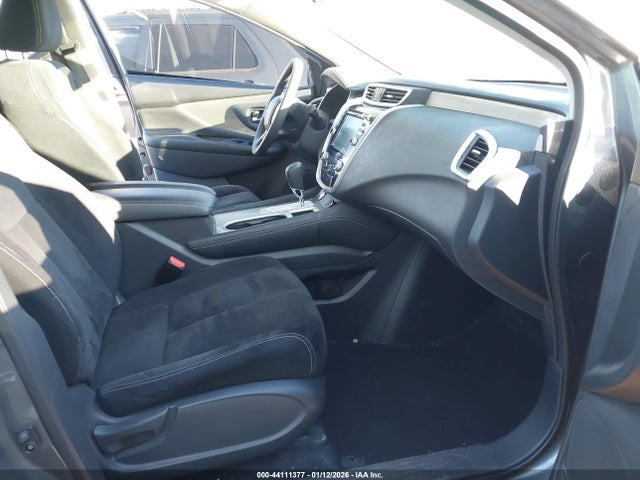 Nissan Murano S
