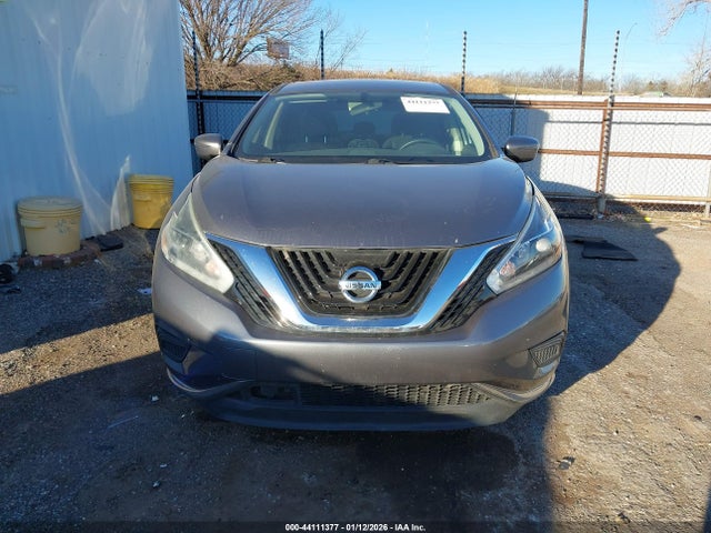 Nissan Murano S