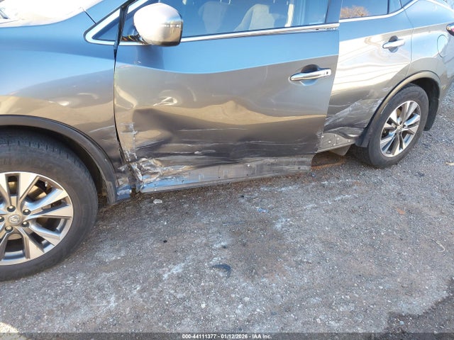 Nissan Murano S