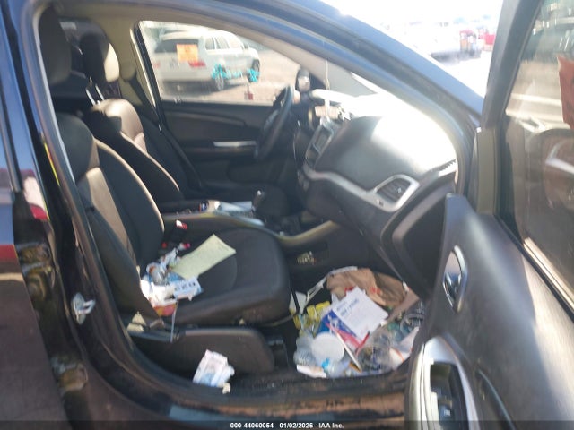 Dodge Journey Se