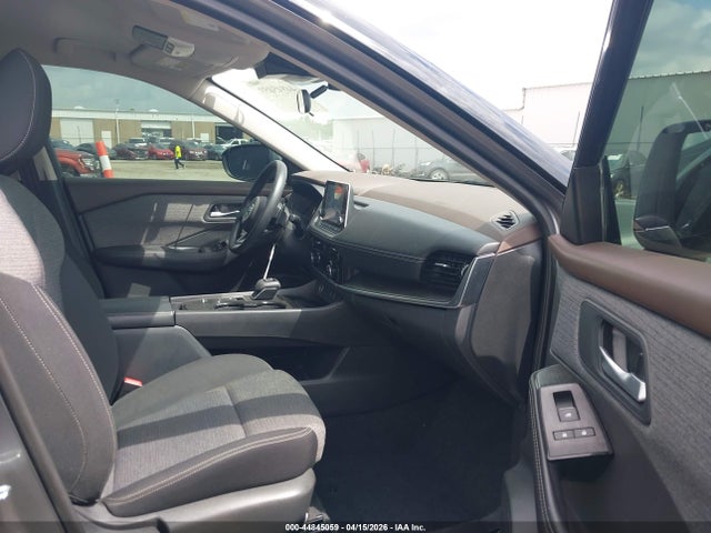 Nissan Rogue Sv Fwd
