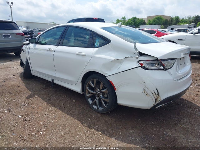 Chrysler 200 S