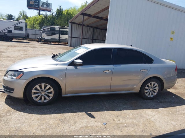 Volkswagen Passat 1.8t Wolfsburg Edition
