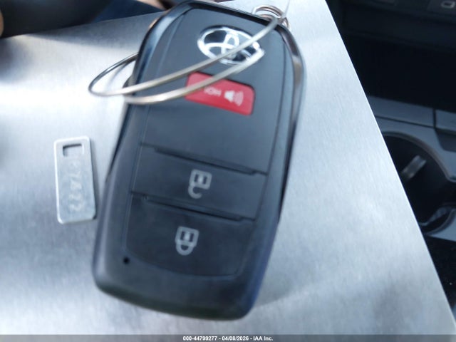 Toyota Prius Le