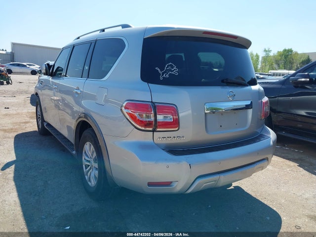 Nissan Armada Sv