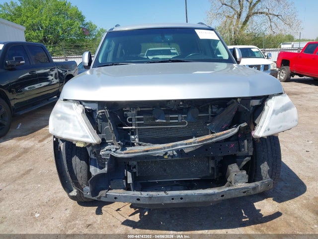 Nissan Armada Sv