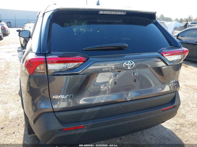 Toyota RAV4 Xle Premium