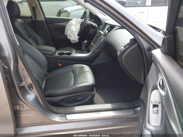 INFINITI Q50 3.0t Premium